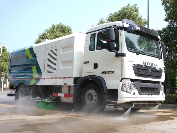 中國(guó)重汽湖北華威制造｜華威馳樂牌SGZ5189TXSZZ6T5洗掃車｜道路污染清除車｜華威馳樂牌SGZ5189TXSZZ6T5L洗掃車