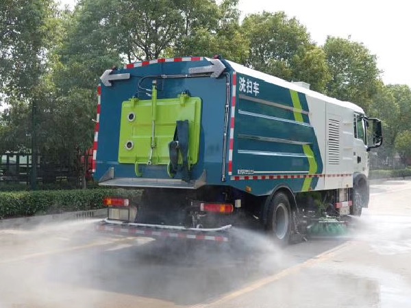 中國(guó)重汽湖北華威制造｜華威馳樂牌SGZ5189TXSZZ6T5洗掃車｜道路污染清除車｜華威馳樂牌SGZ5189TXSZZ6T5L洗掃車