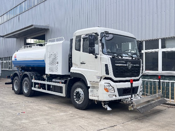 東風(fēng)天龍6x4高壓清洗車|路面養(yǎng)護(hù)車|路面沖洗車|路面清洗車
