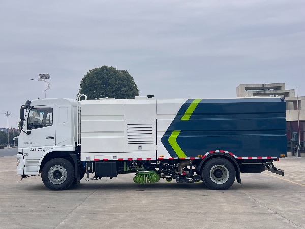 陜汽德龍L5000系列5180洗掃車|華威馳樂(lè)牌SGZ5180TXSSX6型洗掃車|四季型多功能洗掃車