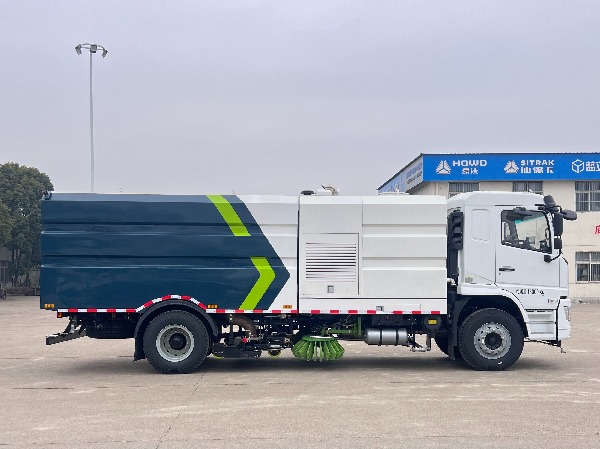 陜汽德龍L5000系列5180洗掃車|華威馳樂(lè)牌SGZ5180TXSSX6型洗掃車|四季型多功能洗掃車