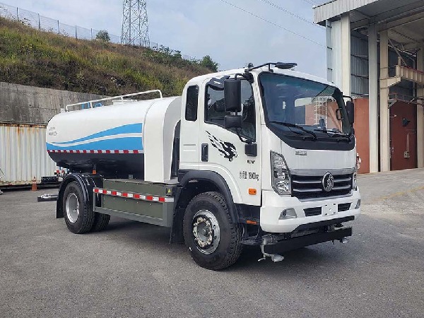 華威馳樂(lè)牌SGZ5180GPSWPBEV純電動(dòng)綠化噴灑車(chē)|中國(guó)重汽新能源EV純電動(dòng)灑水車(chē)|綠化噴灑車(chē)|路面養(yǎng)護(hù)作業(yè)車(chē)|路面清洗車(chē)|高壓清洗車(chē)